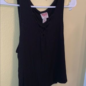 black tank